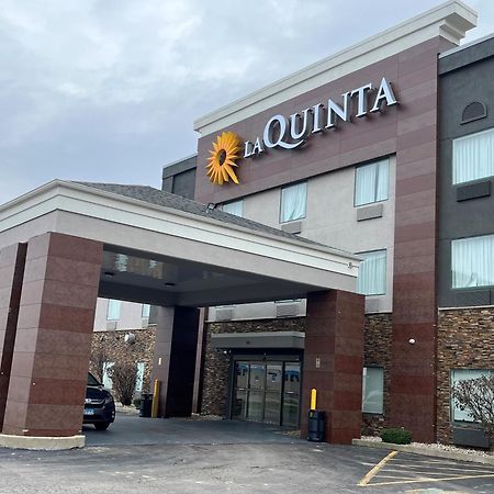 La Quinta Inn & Suits By Wyndham Pontoon Beach Il Exterior photo